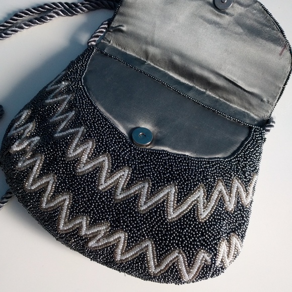 Vintage sequin clutch purse - Picture 4 of 6